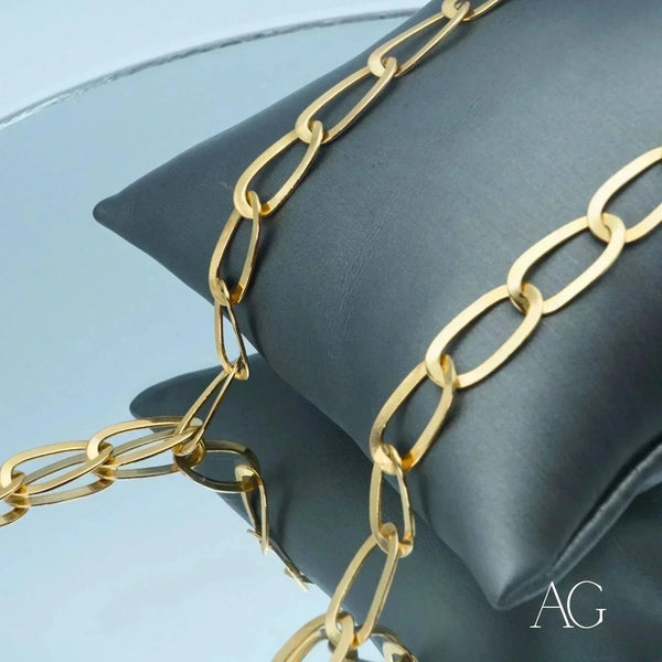 Exquisite Art Gold 18k gold chain with elongated oval links