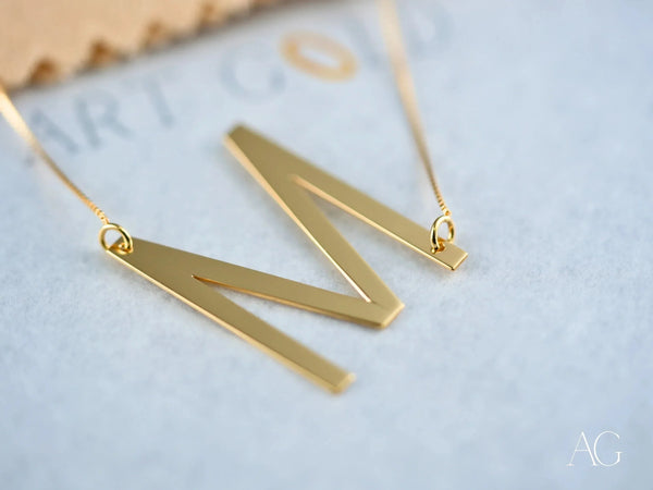 Personalized 18k gold initial letter pendant necklace