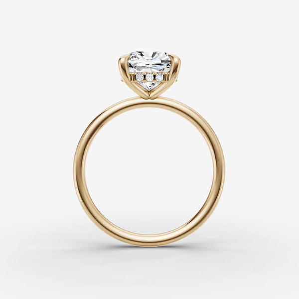Mystère Cushion Engagement Ring Setting in Solid Gold close-up detail
