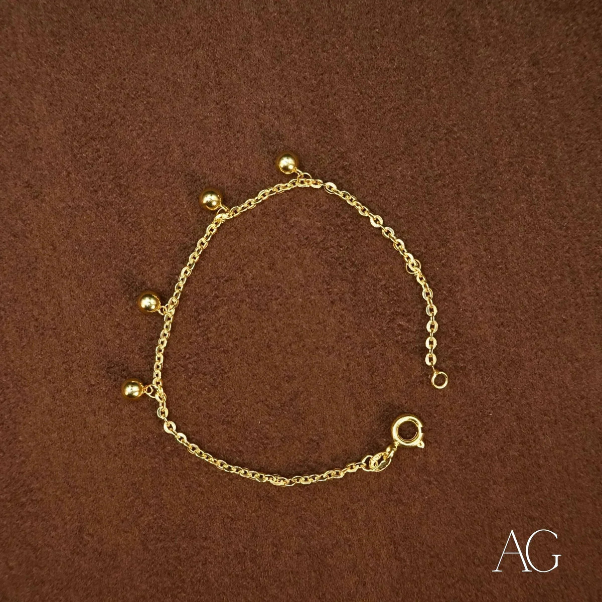 Delicate 18k gold balls bracelet for kids with small spherical charms