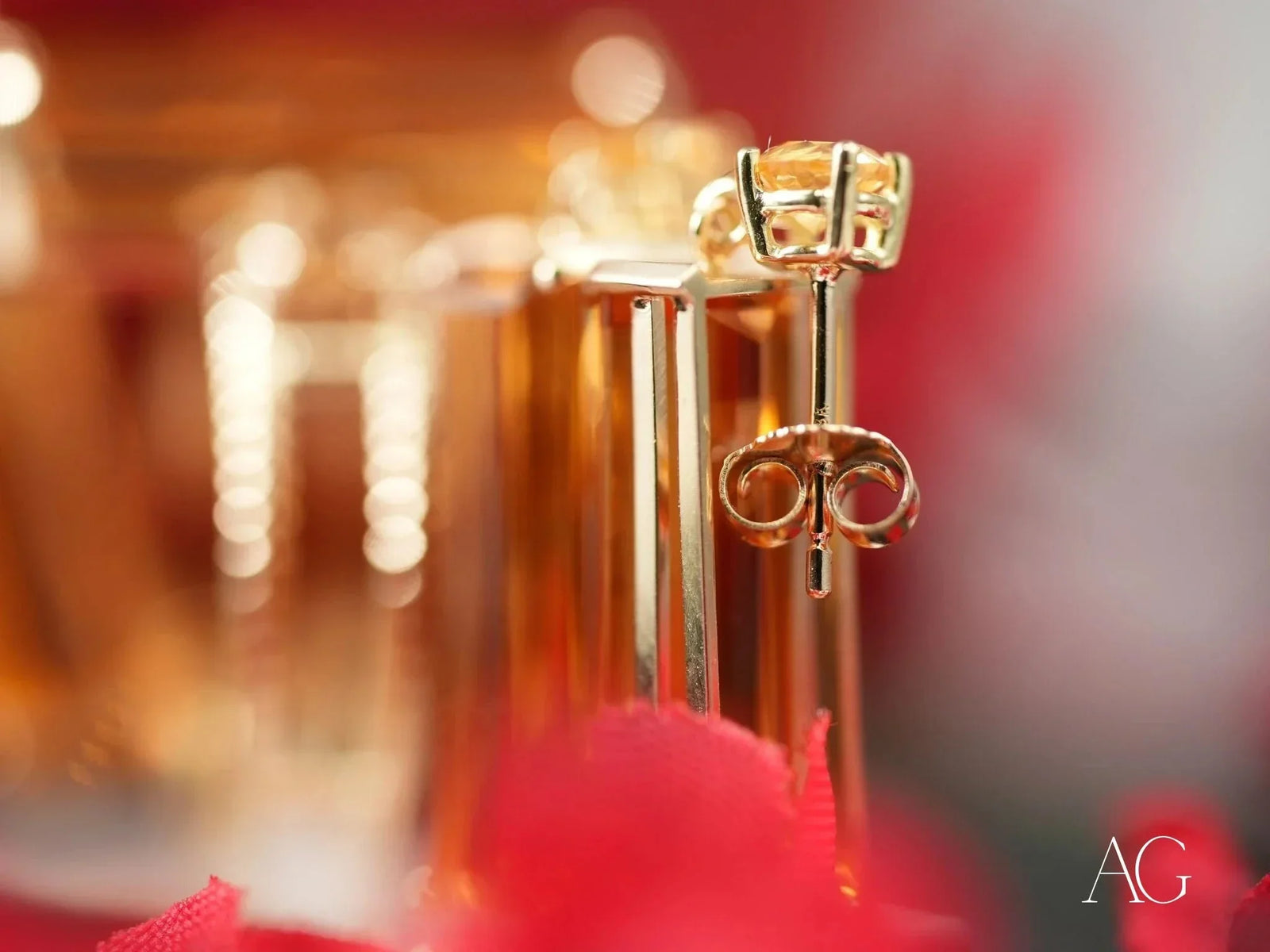 18k Yellow Gold Citrine Stud Earring from Solaris Legacy Collection