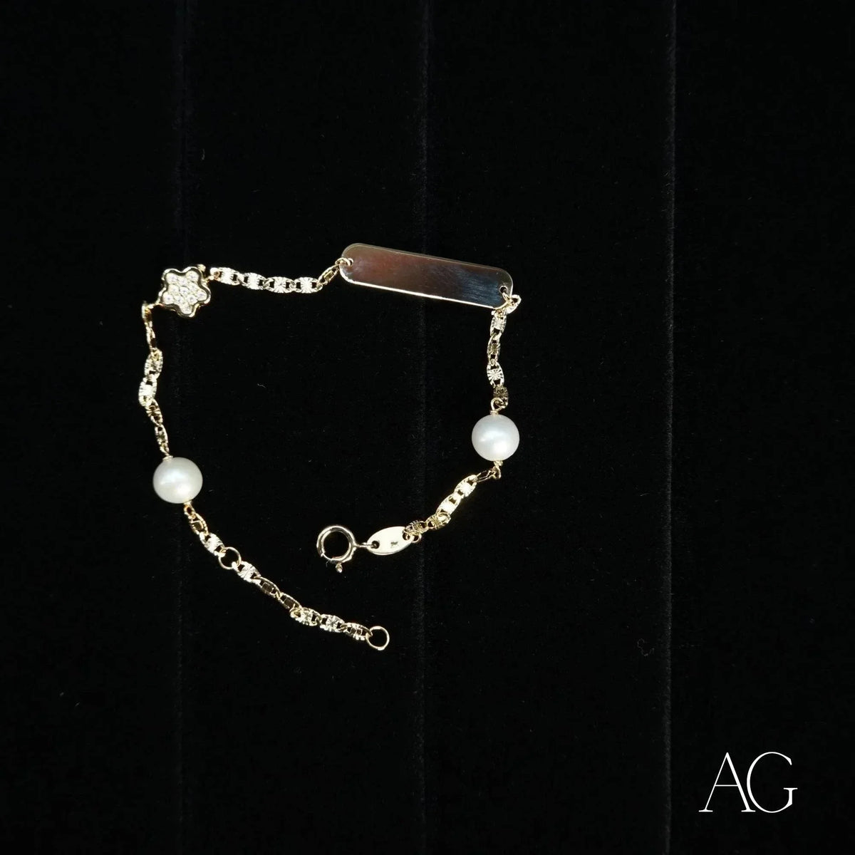 18k gold ID bracelet with engravable bar, pearls, star charm, CZ