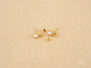Elegant 18k gold pearl stud earrings in art gold jewelry style
