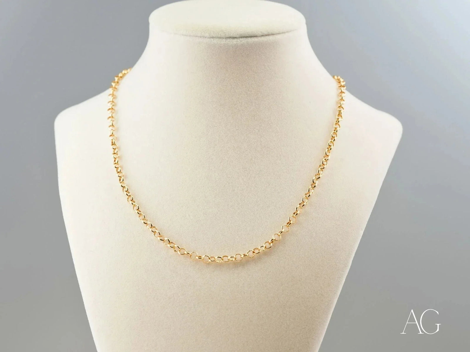 18k solid gold rolo chain necklace with delicate 4mm circular links