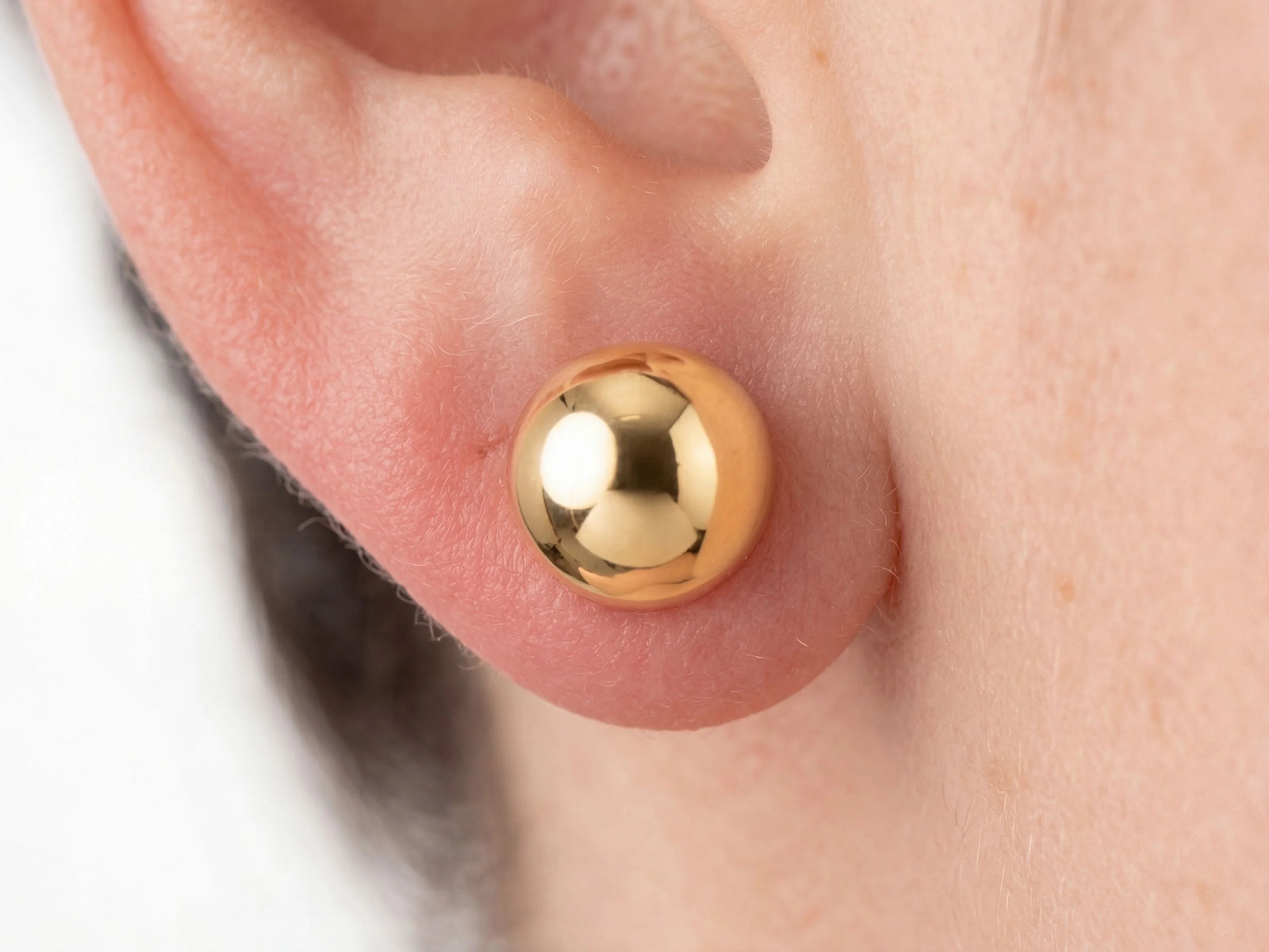18k gold ball art gold jewelry ball stud earrings, sleek gold sphere