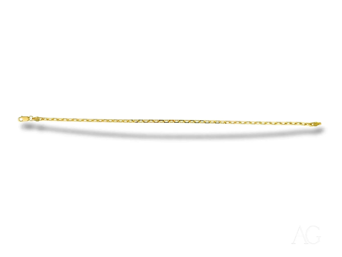 Delicate 18k solid gold bracelet with diamond-cut link design and lobster clasp