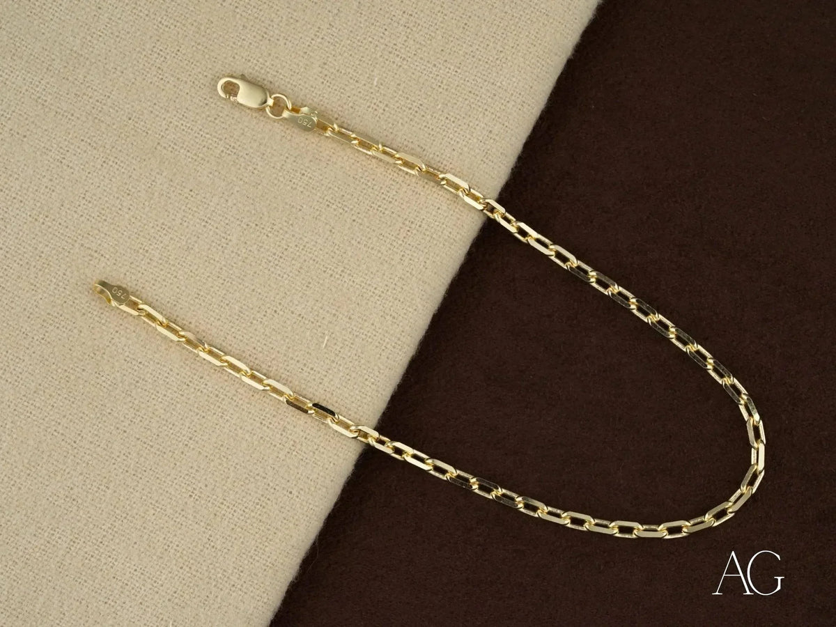 18k solid gold bracelet with diamond-cut link chain