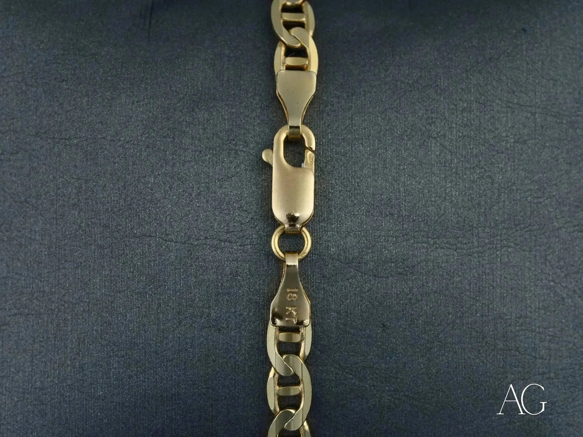 18k solid gold bracelet with gleaming mariner chain and navy link pattern