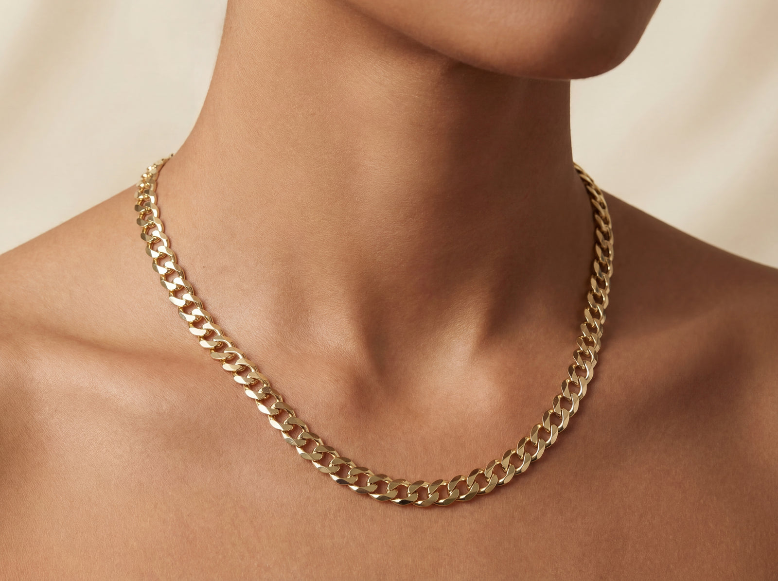 El Jefe — Feminine Elegance
