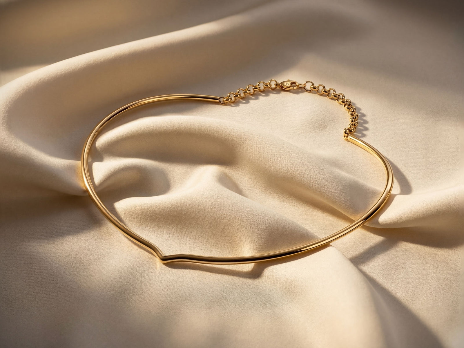 Vera Contour — 18K Solid Gold Choker