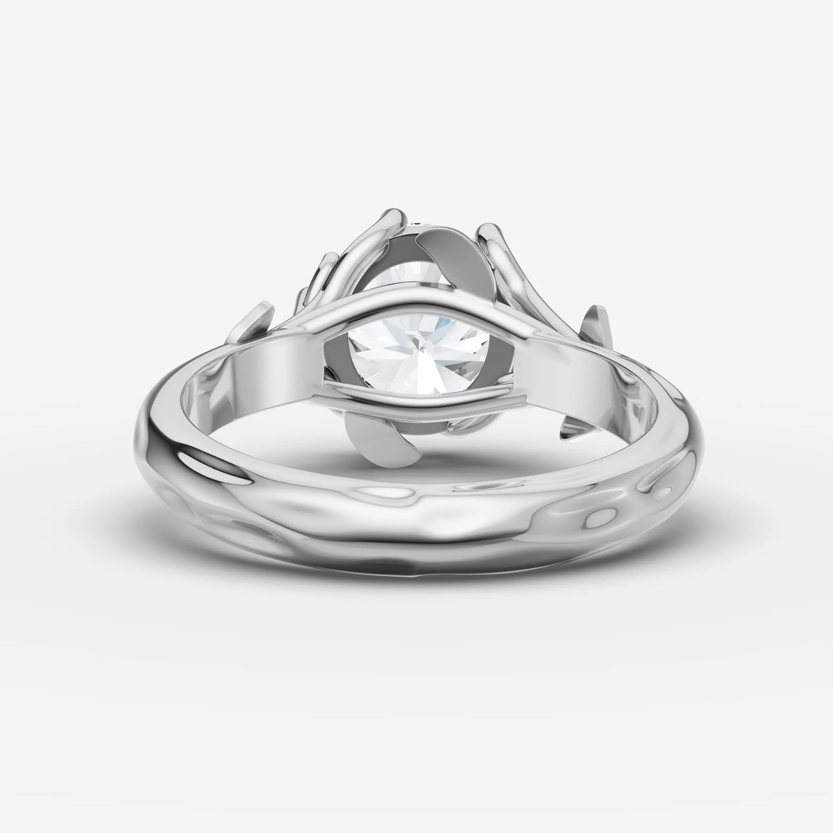 Fleur round diamond setting in gold, view 18