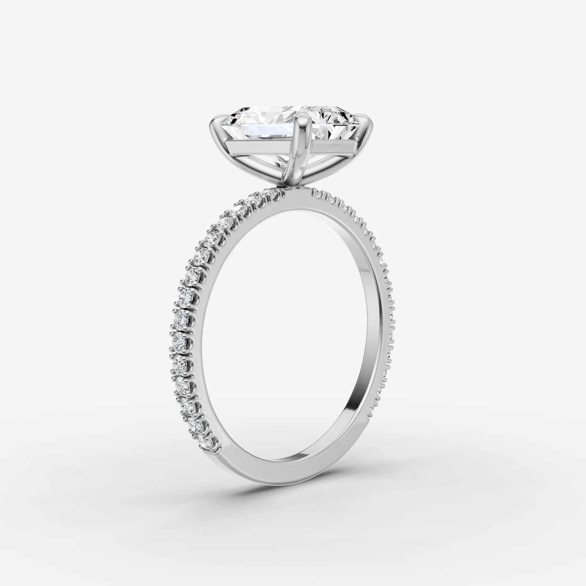 Etoile radiant diamond setting in gold, view 16