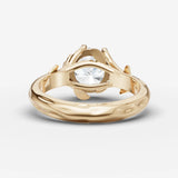 Fleur round diamond setting in gold, top view