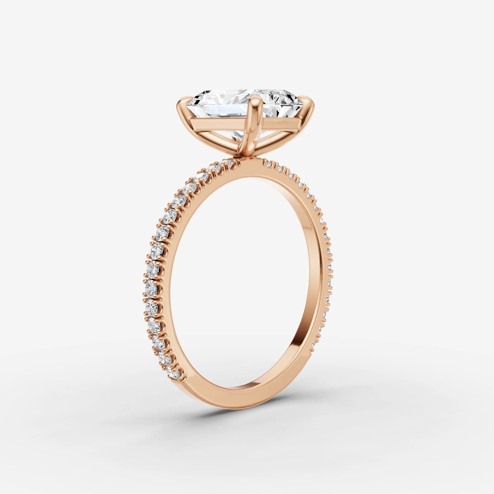 Etoile radiant diamond setting in gold, view 10