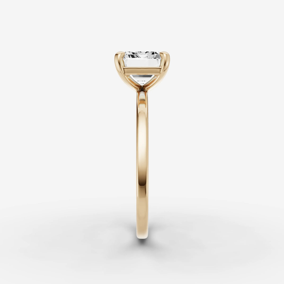 Horizon emerald diamond setting in gold, angled view