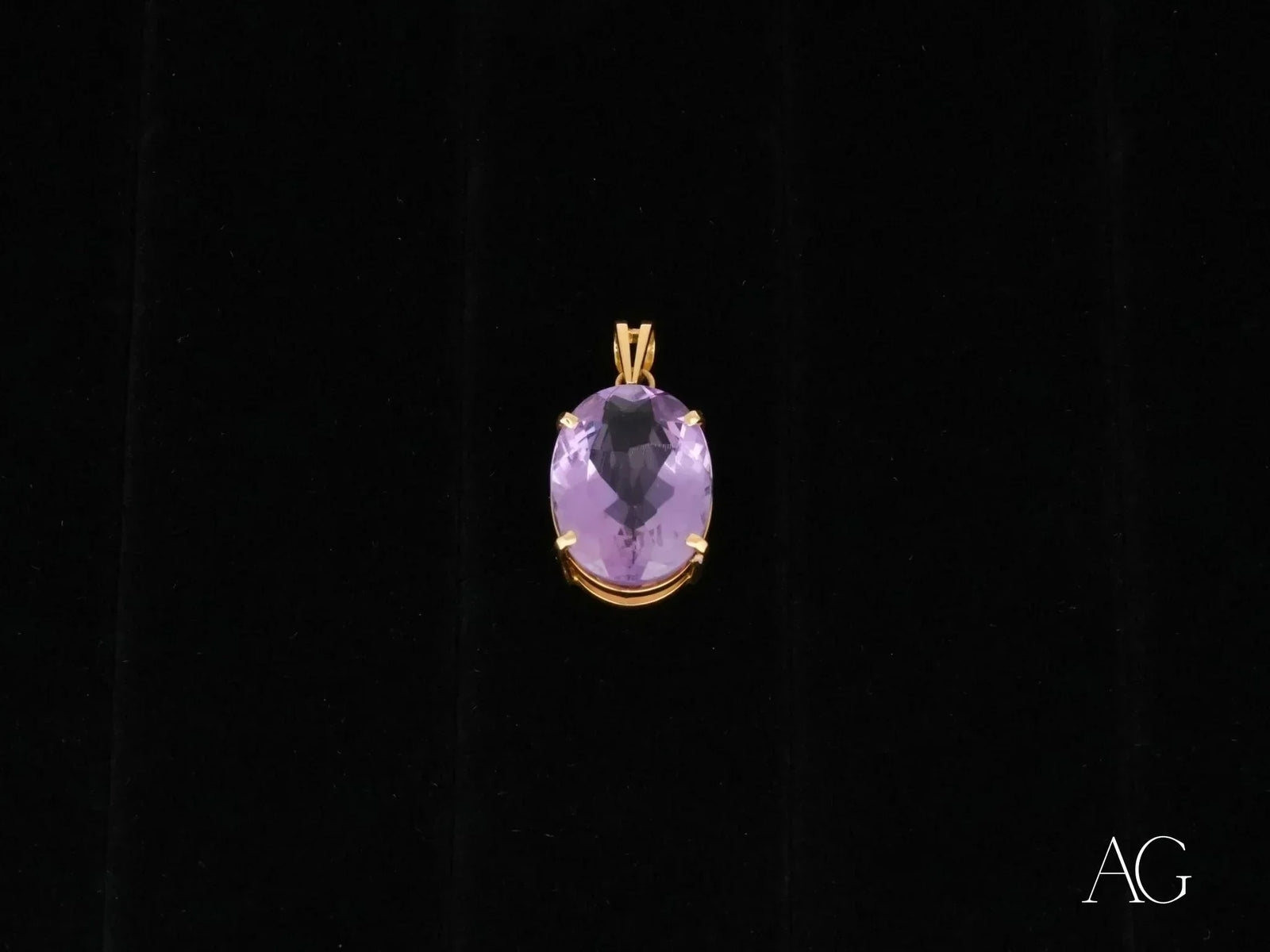 Amethyst Glow Pendant: Oval-Cut Amethyst in 18k Solid Gold