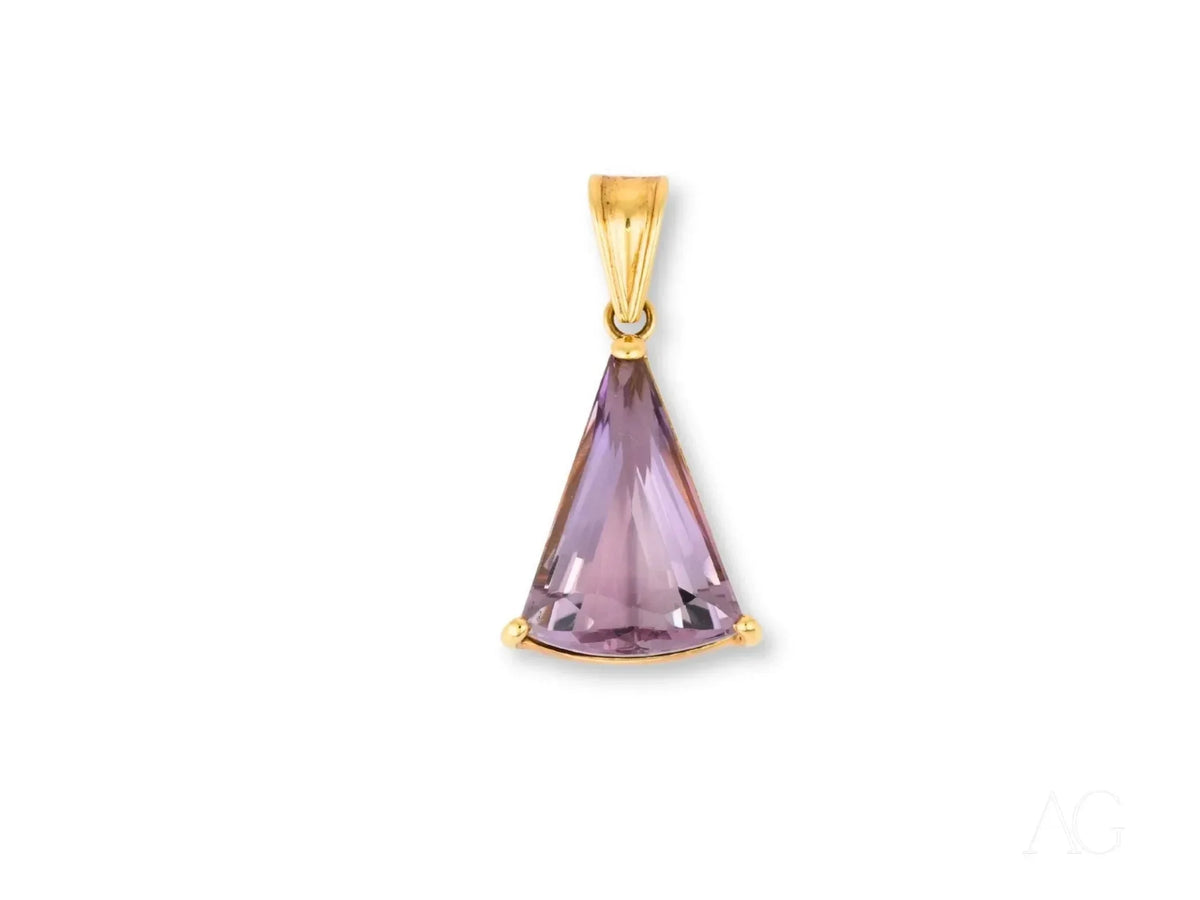 Amethyst trillion pendant in 18k solid gold with purple gemstone
