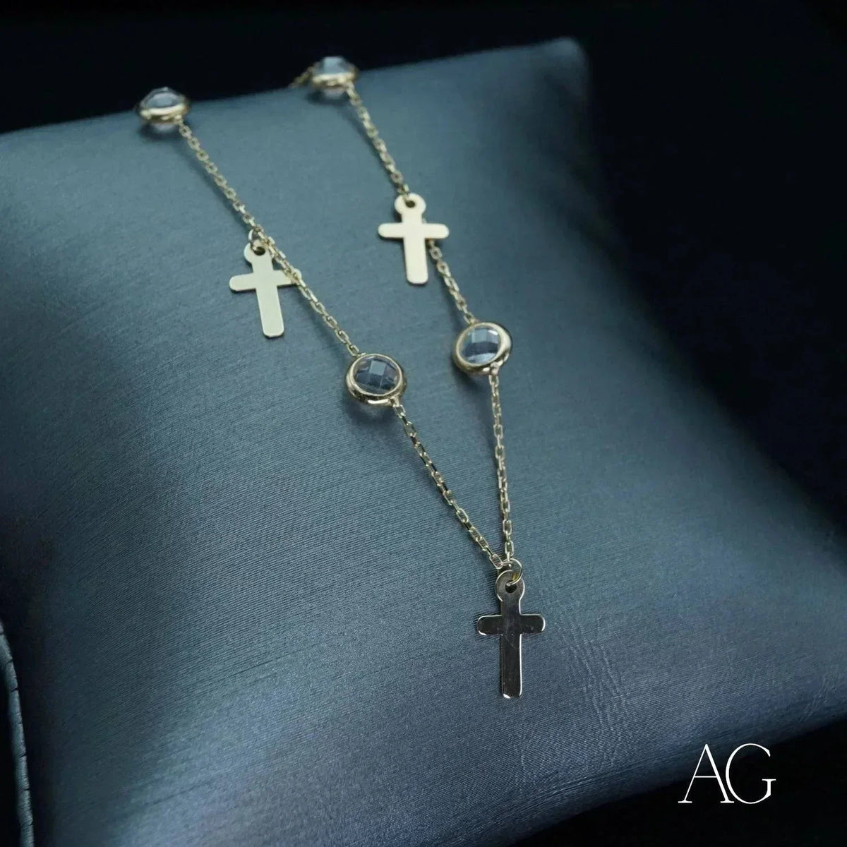 Art Gold Jewelry 18k Charms Anklet with Gold Chain and Gemstone Cross Pendants