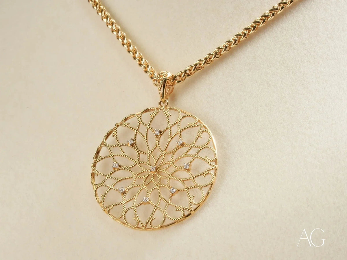 Blossom Spark flower pendant in art gold jewelry with diamonds