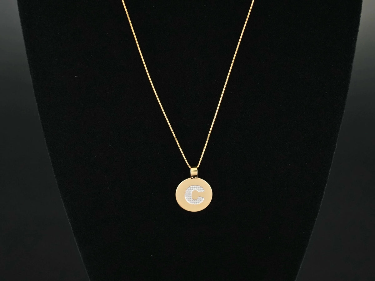 Celestia initial disc personalized necklace in 18k gold with C pendant
