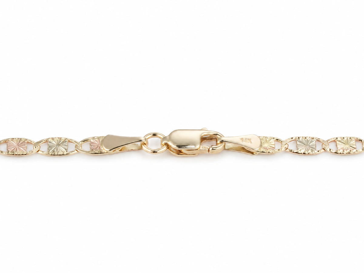 Lobster claw clasp on the 14K piastrine chain, end tag stamped 14K and the clasp stamped 585