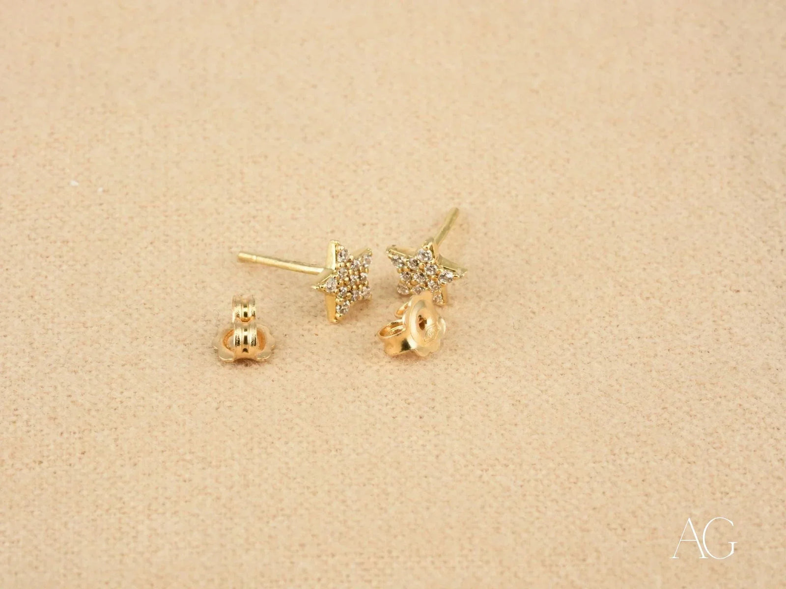 Certified 18k solid gold star earrings with pavé CZ gems