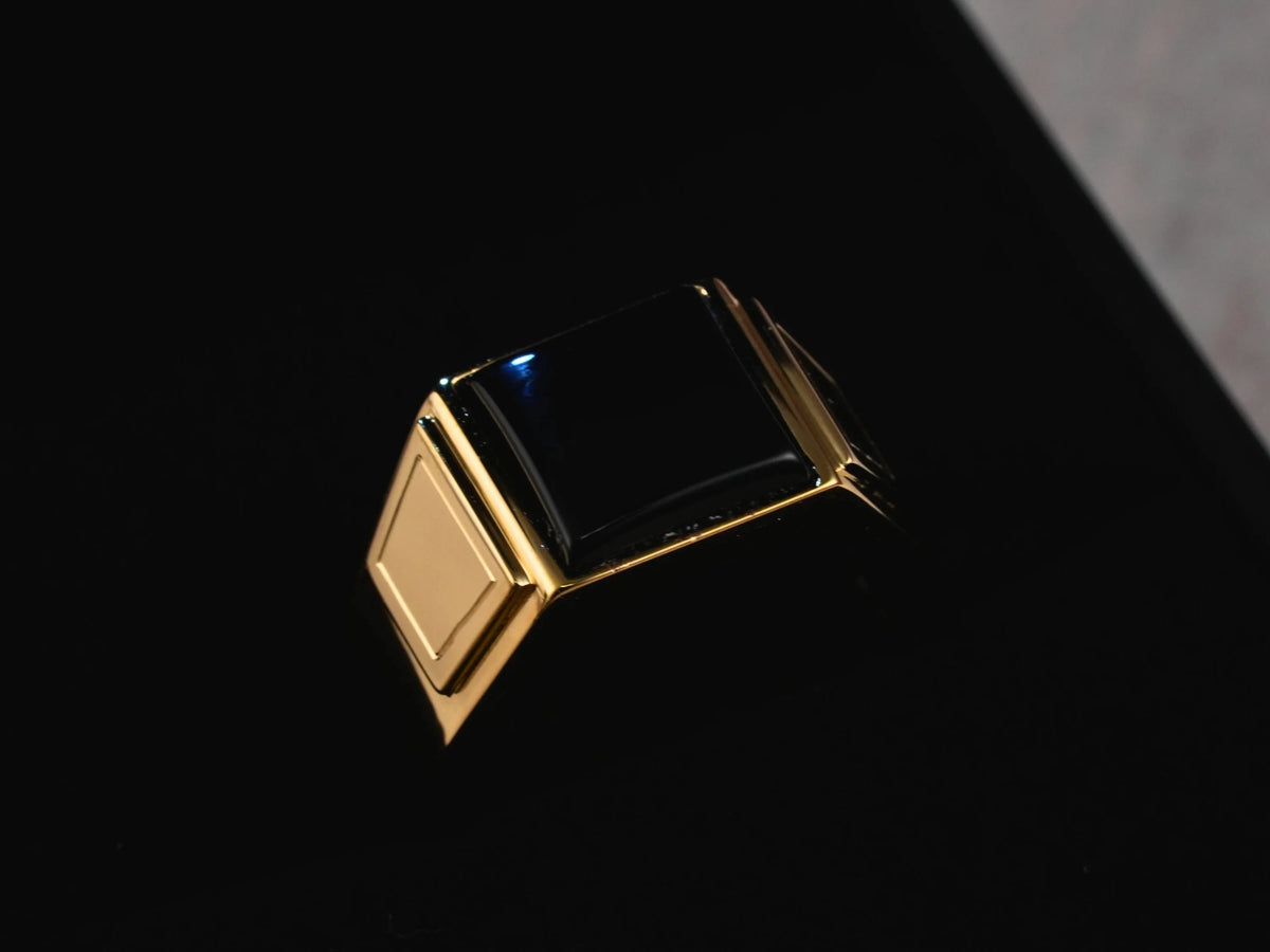 Dominus Ring: Men’s 18K Gold Signet with Sculpted Black Onyx