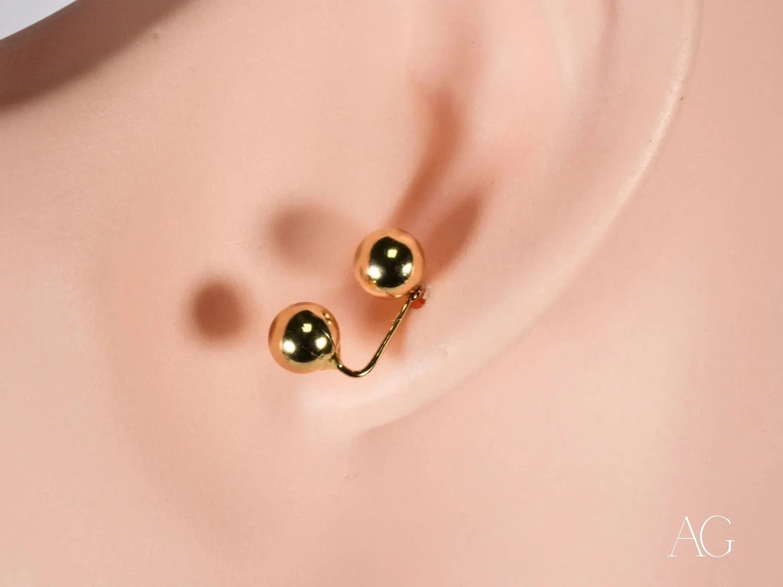 Double ball earrings in certified 18k solid gold, art gold jewelry design