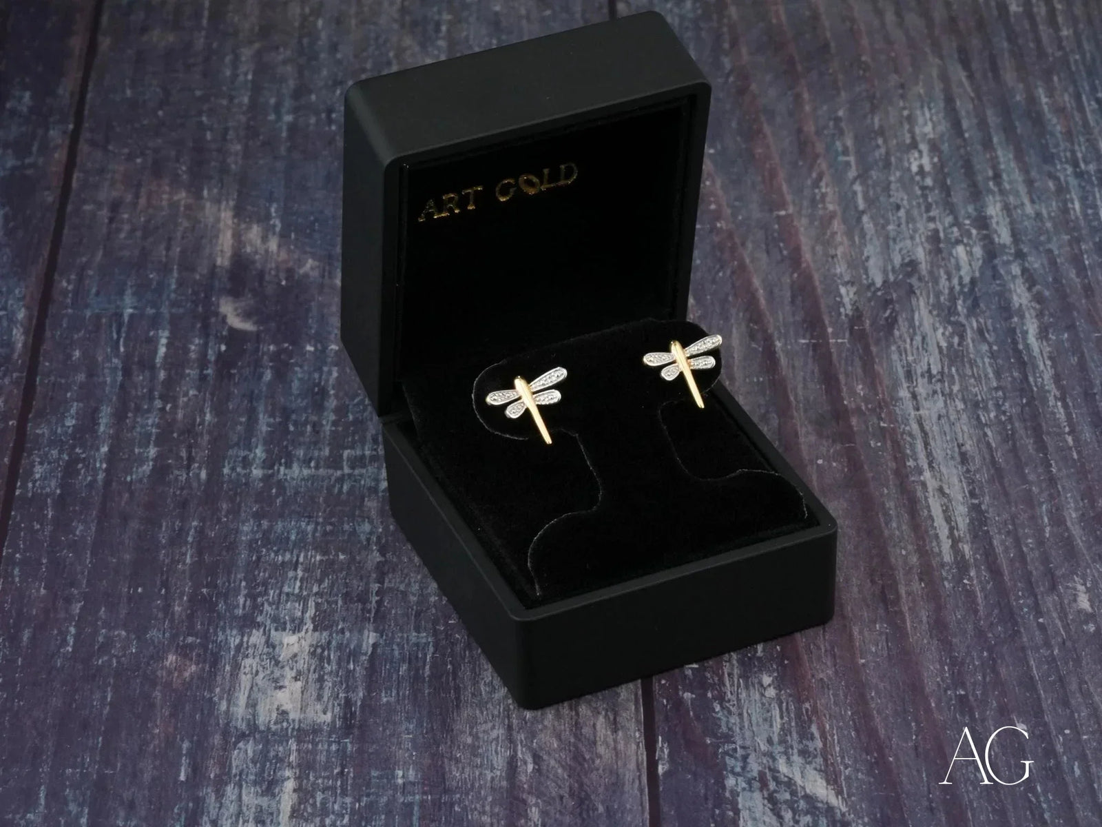 18k solid gold dragonfly earrings with sparkling wings in black box