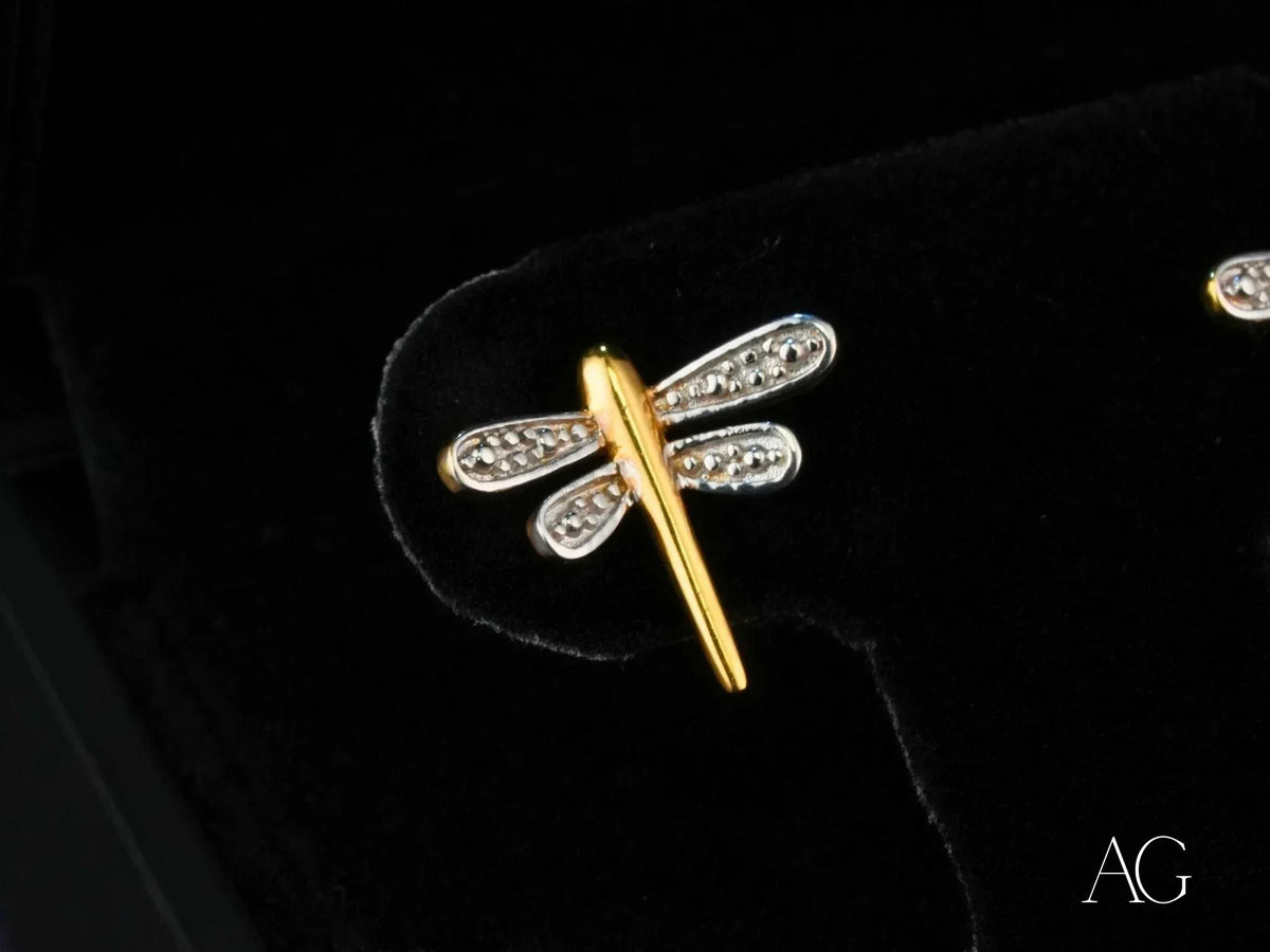 18k solid gold dragonfly stud earrings with diamonds