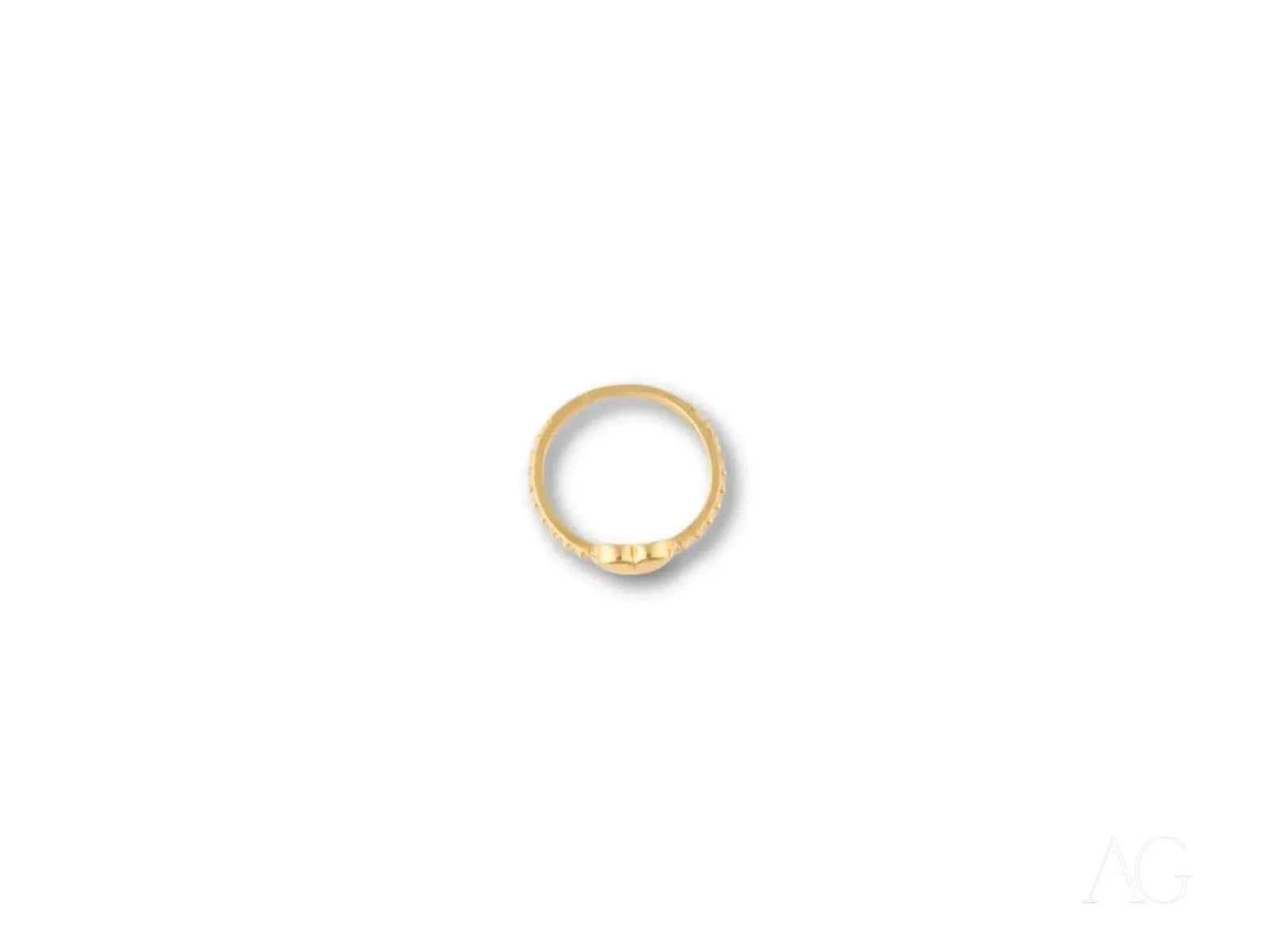 18k yellow gold CZ heart ring with plain gold-tone band