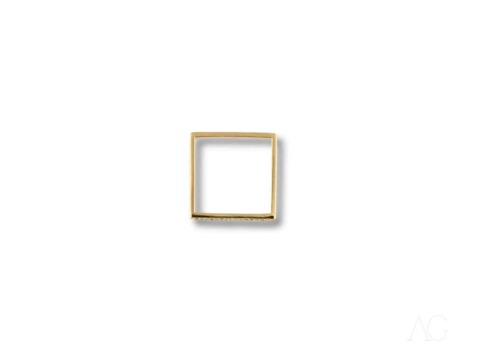 Elegant 18k yellow gold square shape ring with cubic zirconia