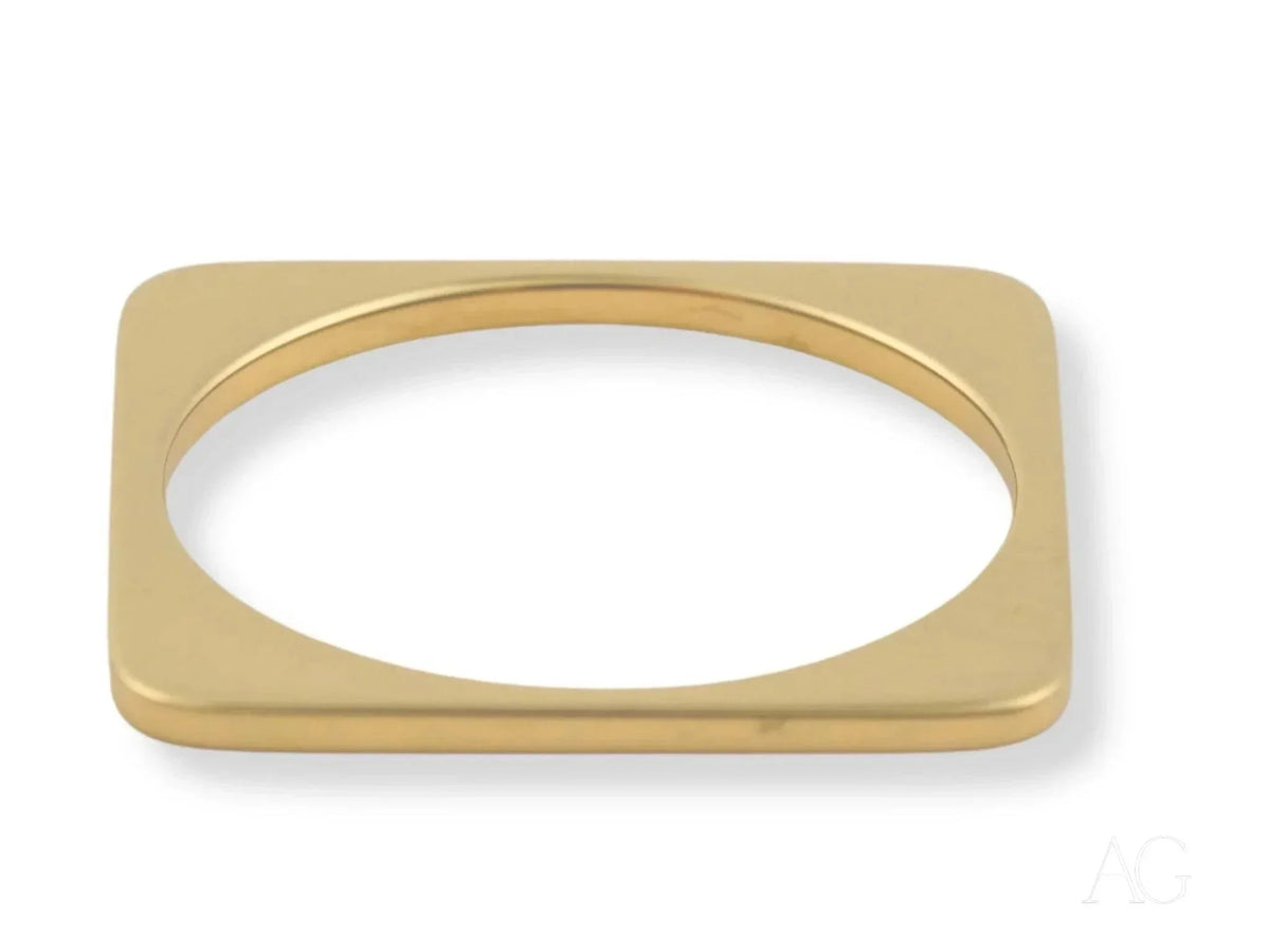 Elegant 18k yellow gold square shape ring with matte gold tone and oval opening