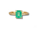 Emerald Majesty 18K gold ring with radiant-cut emerald center stone