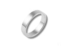 Polished silver Essence Linea 4mm wedding band with flat surface