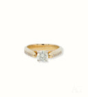 Eternal Love 18k art gold jewelry with 0.56ct princess-cut diamond