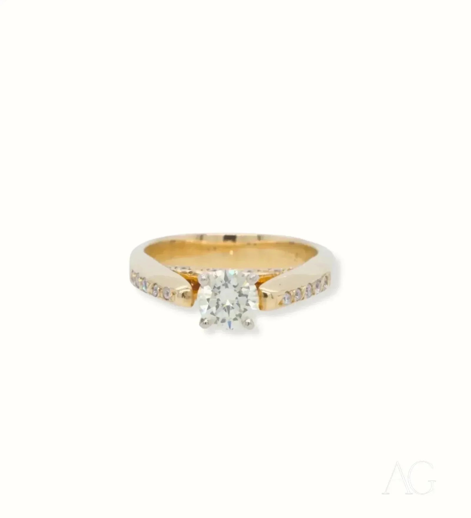 Eternal Love 18k art gold jewelry with 0.56ct princess-cut diamond