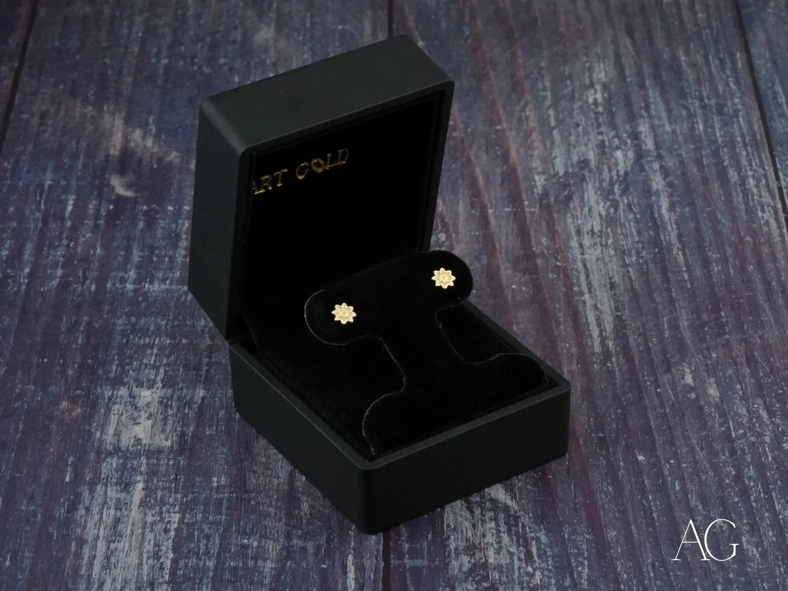 Floral Bloom 18K Gold Petite Stud Earrings in Black Box