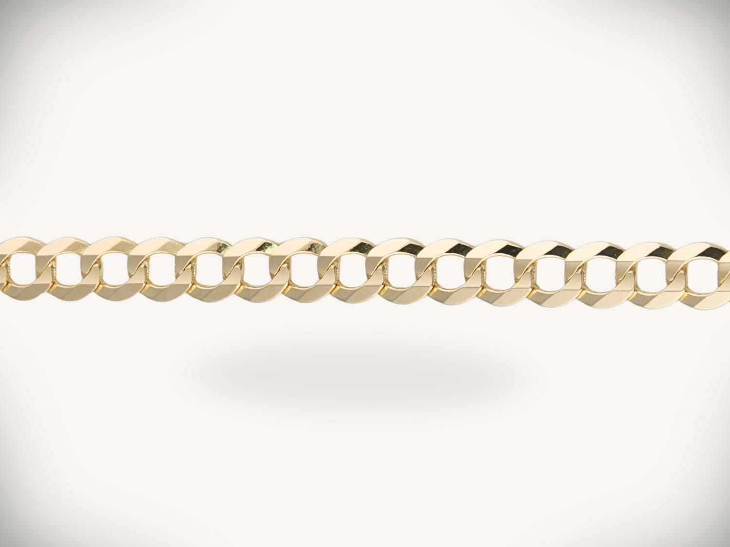 Stunning 18k gold curb link chain in mens gold jewelry style