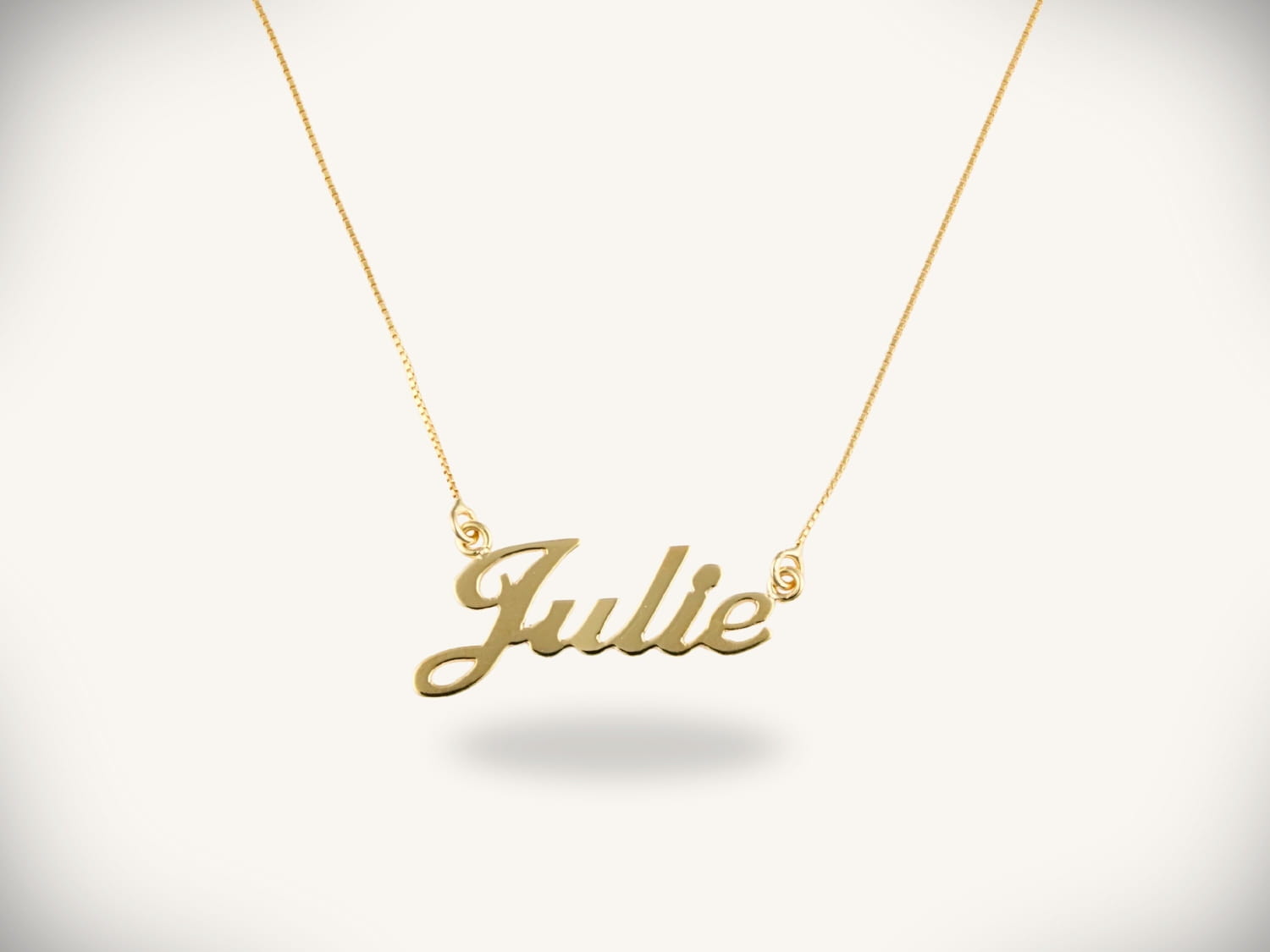 Handmade 18k gold Julie cursive name necklace