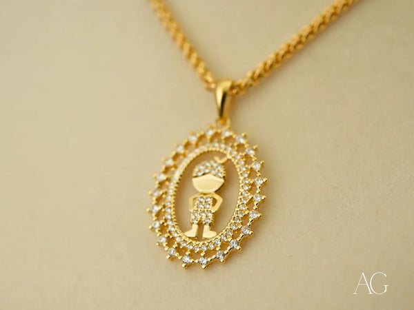 18k Golden Charm Boy Pendant in Art Gold Jewelry with Diamond Outline