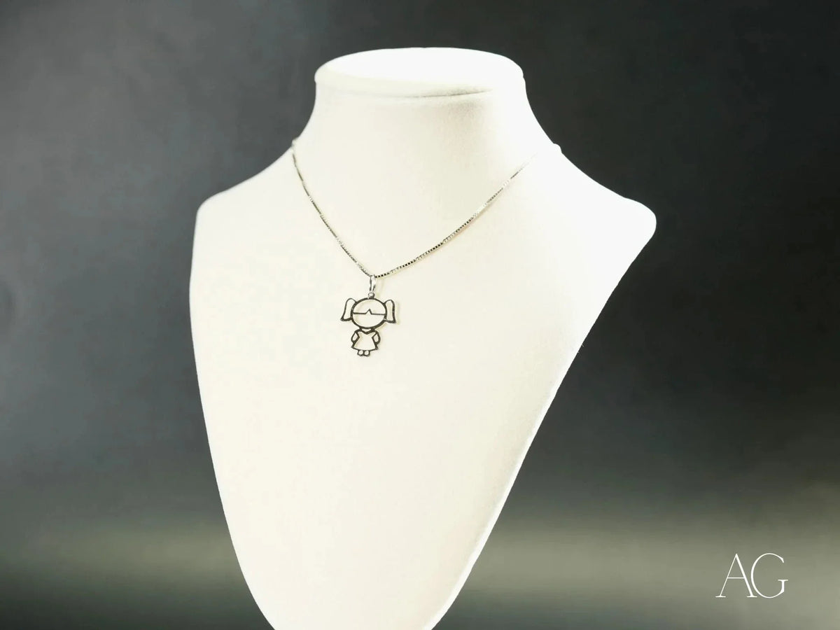 18k yellow gold doll girl pendant in art gold jewelry design