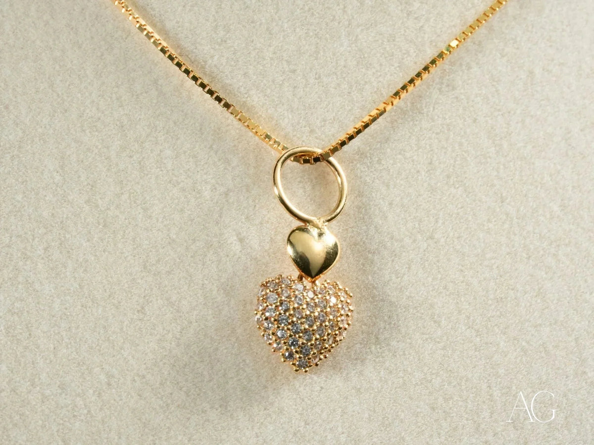 18k solid gold Golden Heart Pendant with heart-shaped design and clear stones
