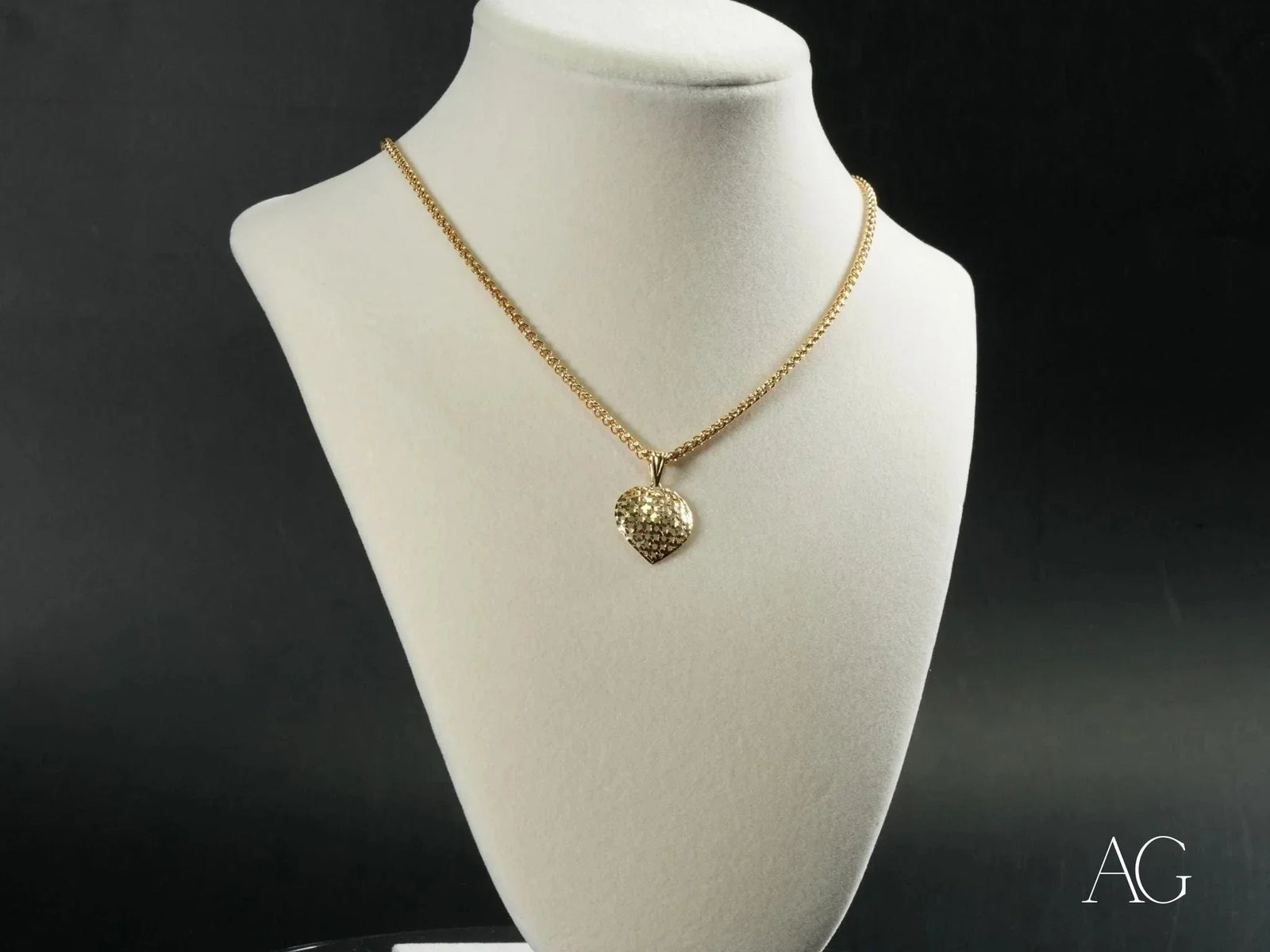 Golden Heart Pendant in 18k Solid Gold on Display