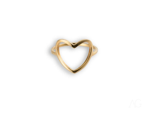 Golden heart ring in 18k gold open-heart design