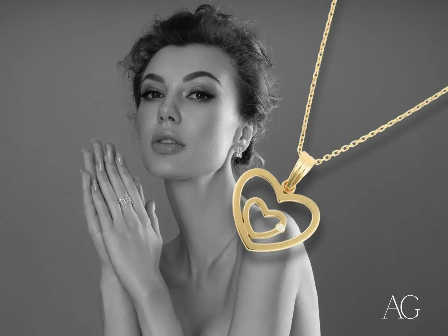 Heart Pendant with Diamond – 4H's Collection
