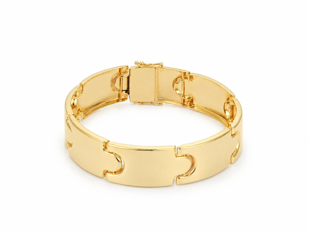 Luxurious men's 18k solid gold bracelet with open box clasp, full view