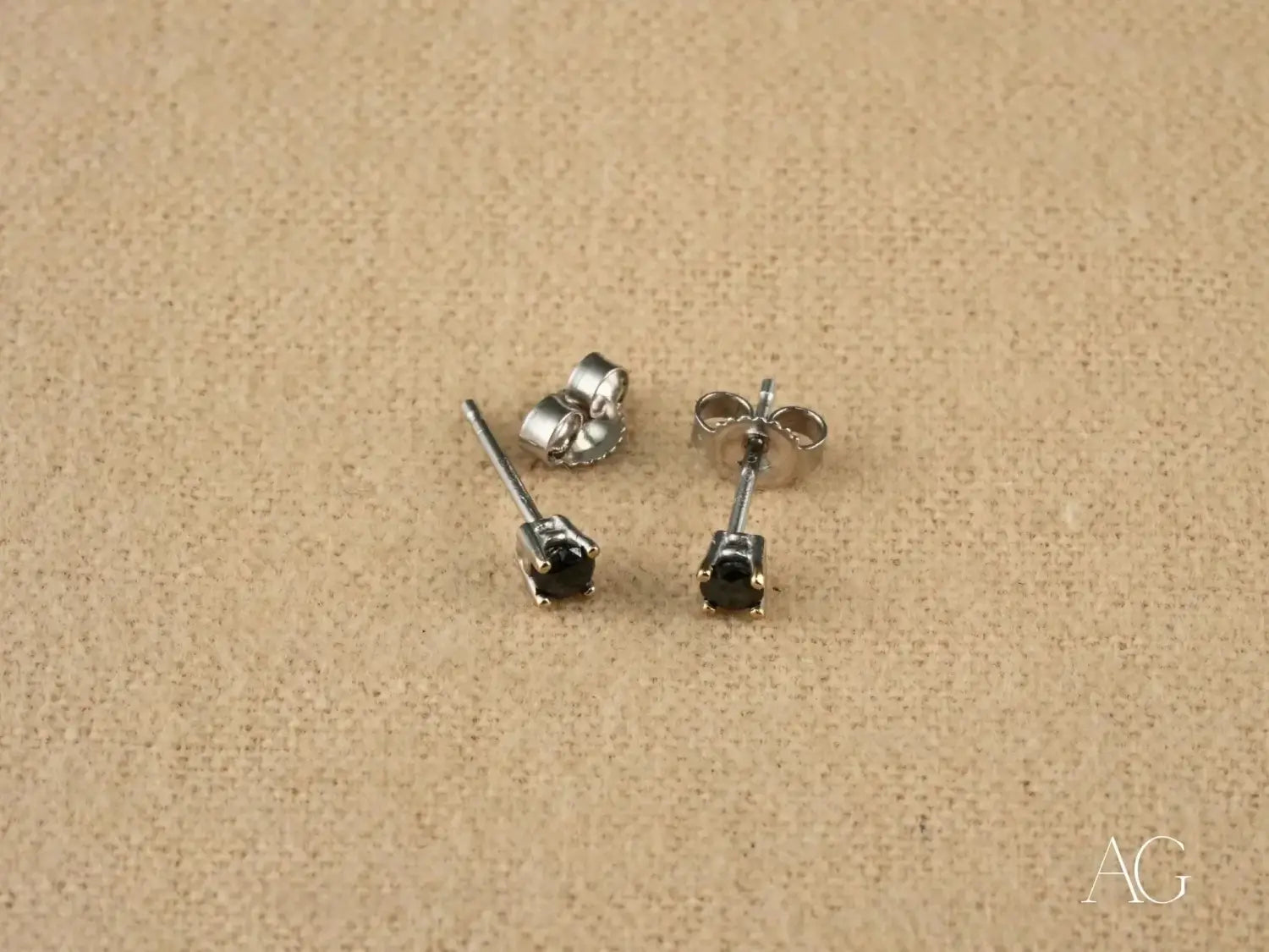 Noir Elegance: 18k White Gold Black Diamond Stud Earrings