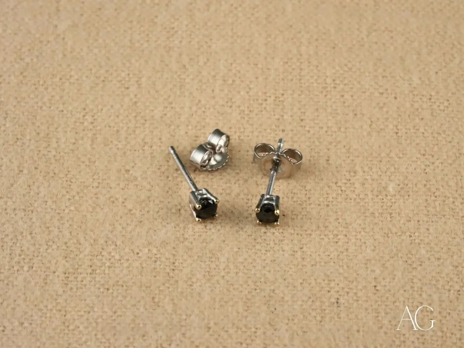 Noir Elegance: 18k White Gold Black Diamond Stud Earrings
