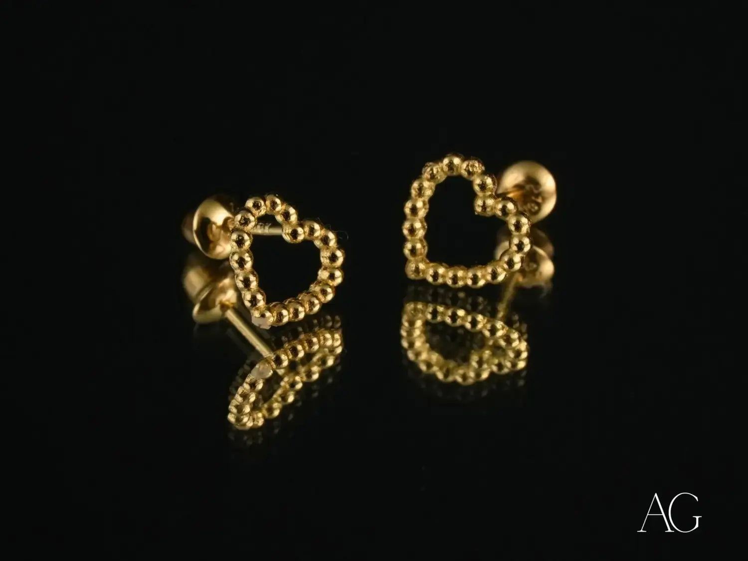 Golden Bead Heart: 18k Gold Heart Earrings